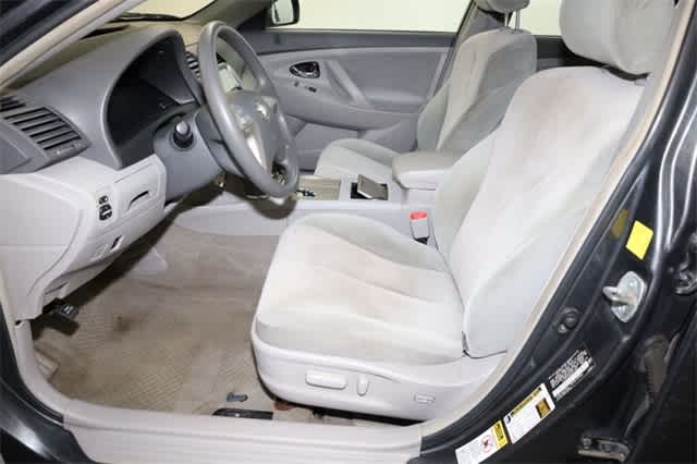 Thumbnail: 2011 Toyota Camry - 15