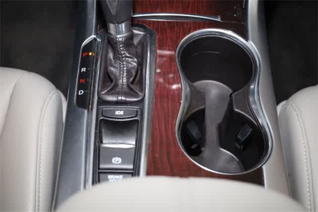 Thumbnail: 2015 Acura TLX - 33