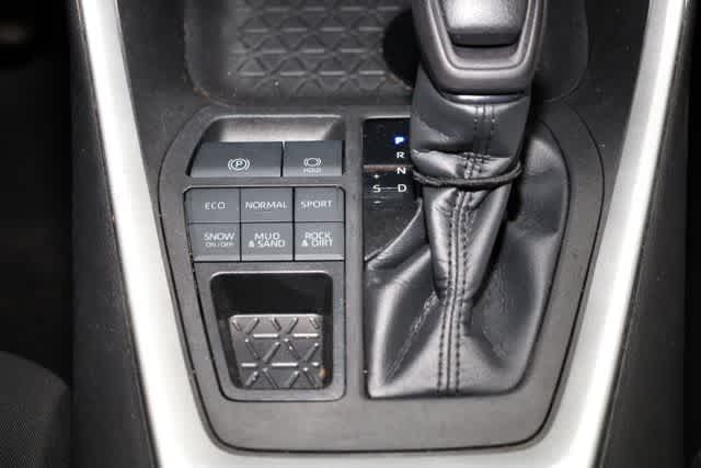 Thumbnail: 2023 Toyota RAV4 - 28