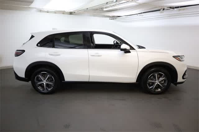 Thumbnail: 2025 Honda HR-V - 9