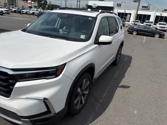 Thumbnail: 2023 Honda Pilot - 3