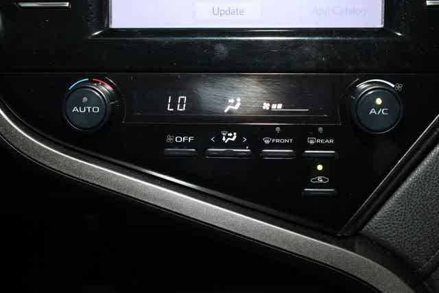 Thumbnail: 2019 Toyota Camry - 27