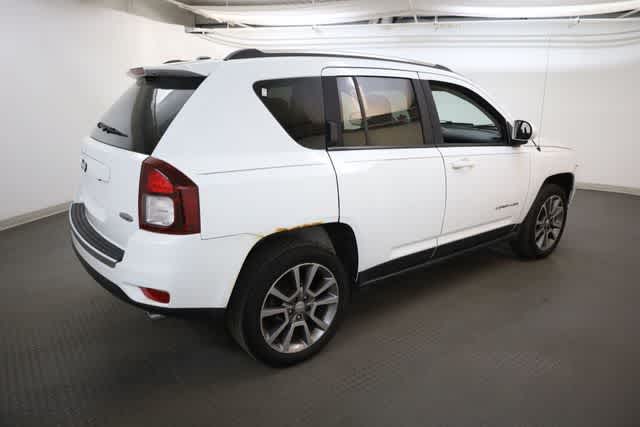Thumbnail: 2016 Jeep Compass - 8