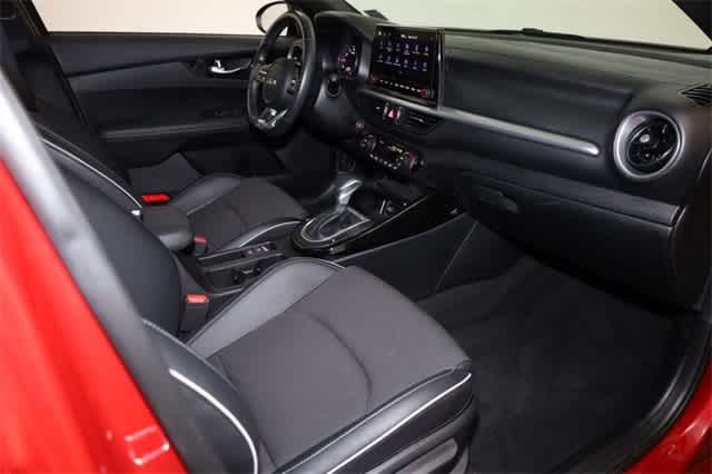 Thumbnail: 2024 Kia Forte - 19