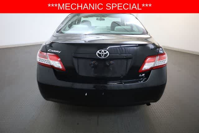 Thumbnail: 2011 Toyota Camry - 6