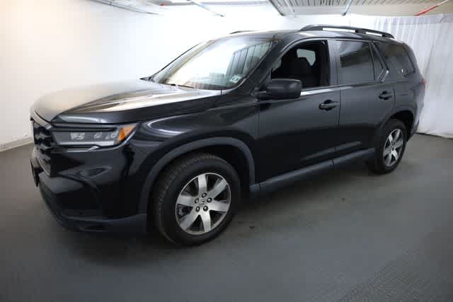 Thumbnail: 2023 Honda Pilot - 2