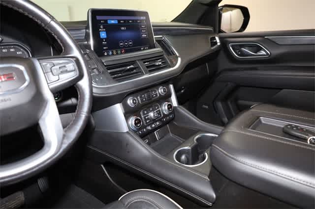 Thumbnail: 2021 GMC Yukon XL - 24