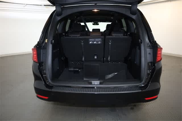 Thumbnail: 2023 Honda Odyssey - 35