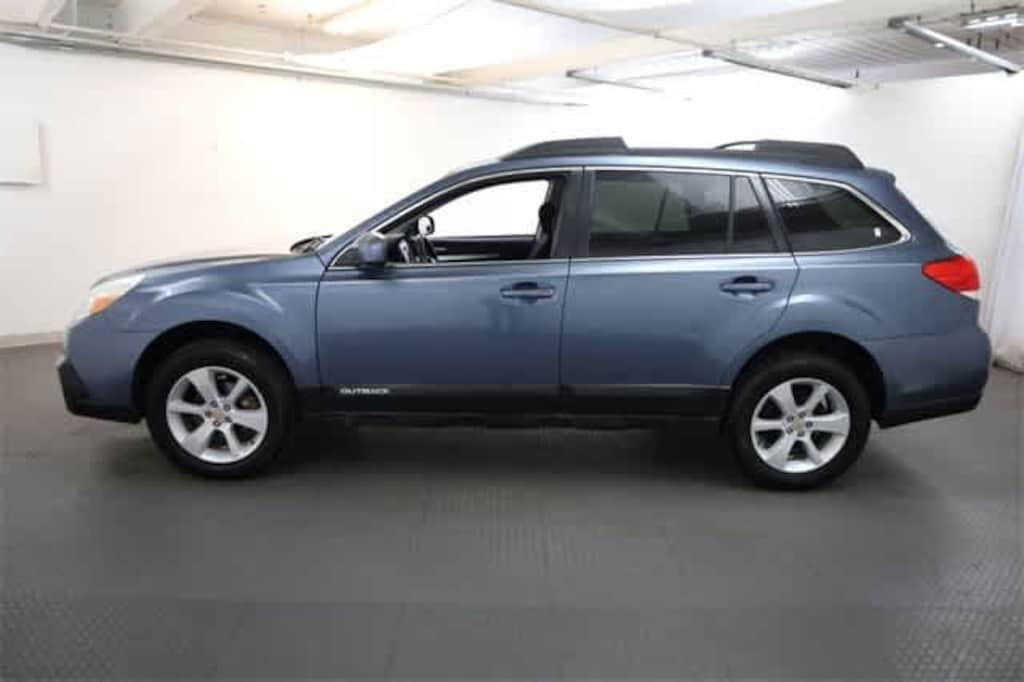 Used 2013 Subaru Outback 2.5i Premium (CVT) SUV