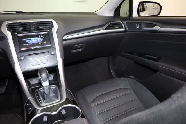 Thumbnail: 2014 Ford Fusion - 23