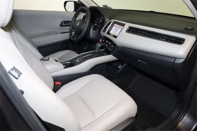 2020 Honda HR-V Touring 19