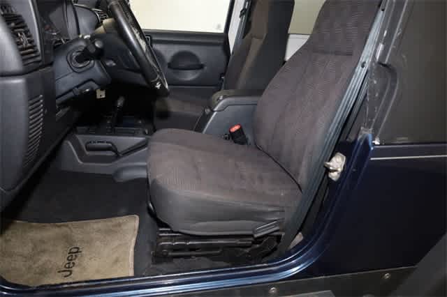 Thumbnail: 2004 Jeep Wrangler - 30