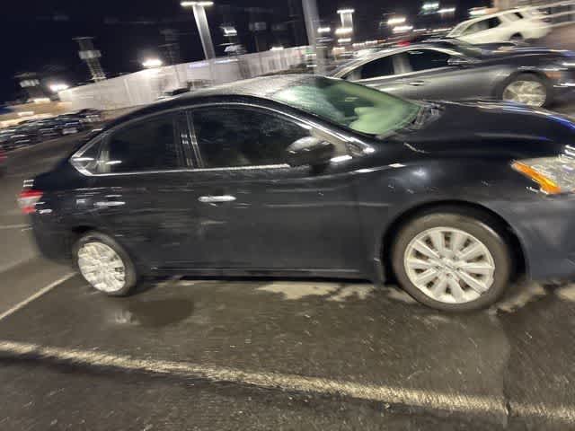 Thumbnail: 2014 Nissan Sentra - 17