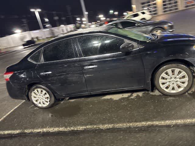 Thumbnail: 2014 Nissan Sentra - 16