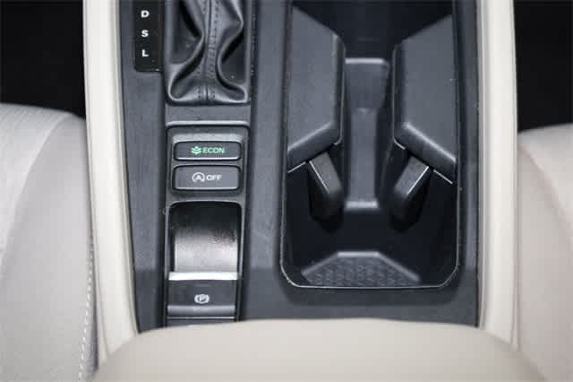 Thumbnail: 2023 Honda Accord - 32