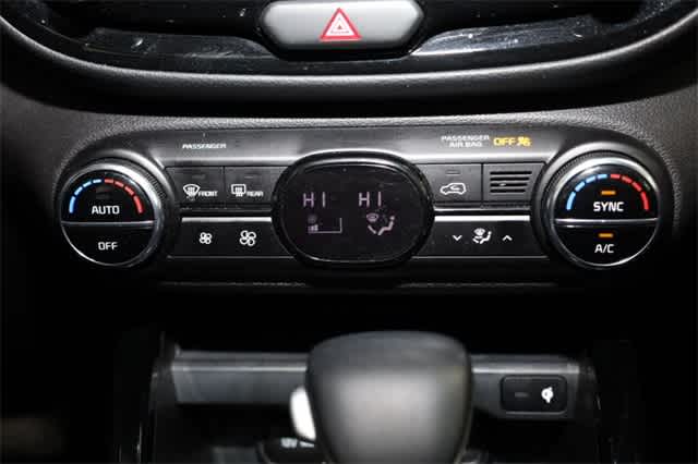 Thumbnail: 2023 Kia Soul - 32