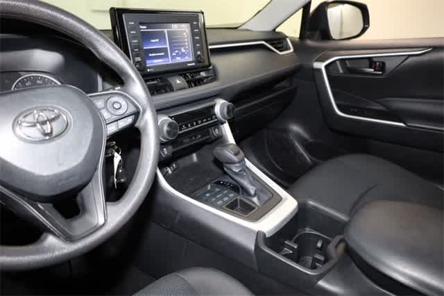 Thumbnail: 2022 Toyota RAV4 - 23