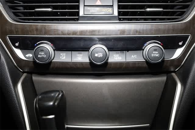 Thumbnail: 2020 Honda Accord - 31