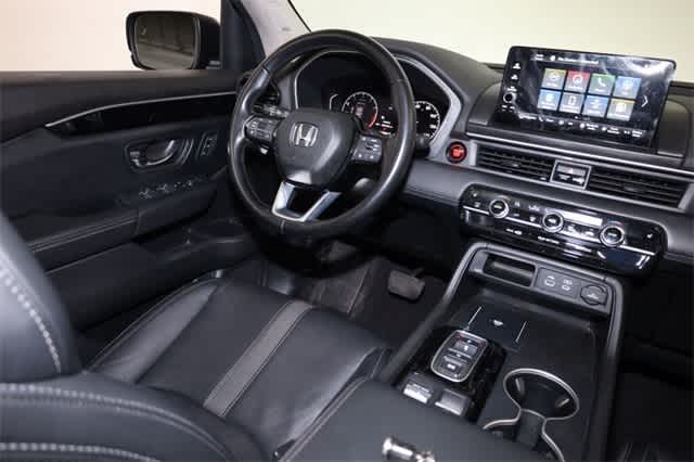 Thumbnail: 2024 Honda Pilot - 16