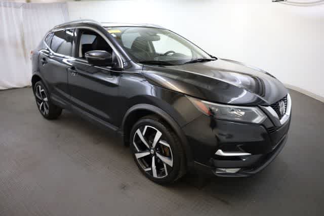 Thumbnail: 2020 Nissan Rogue Sport - 10