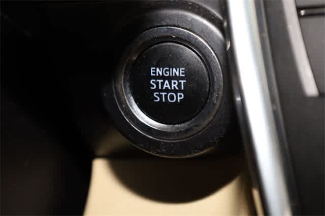 Thumbnail: 2017 Toyota Camry - 34