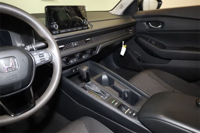 2023 Honda Accord EX 23