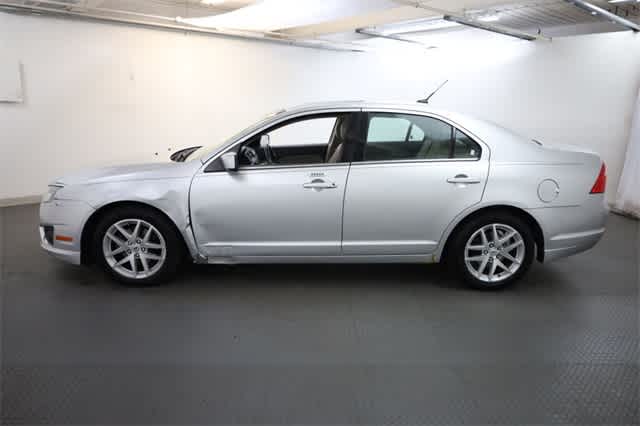 Thumbnail: 2012 Ford Fusion - 3