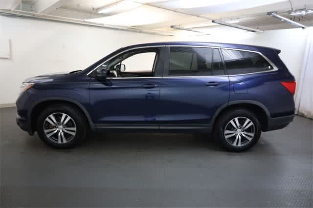 Thumbnail: 2017 Honda Pilot - 3