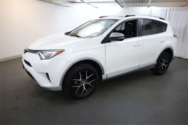 Thumbnail: 2018 Toyota RAV4 - 2