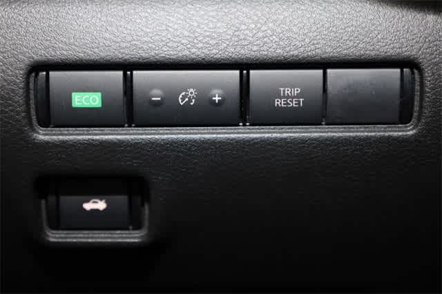 Thumbnail: 2020 Nissan Sentra - 26