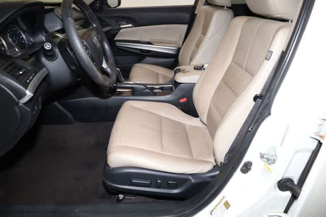 Thumbnail: 2014 Honda Crosstour - 15