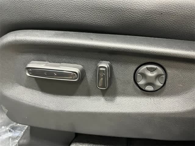 Thumbnail: 2026 Honda Odyssey - 14