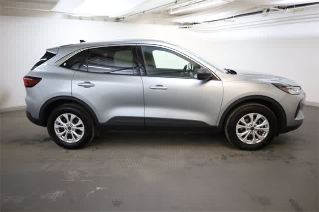 Thumbnail: 2024 Ford Escape - 9