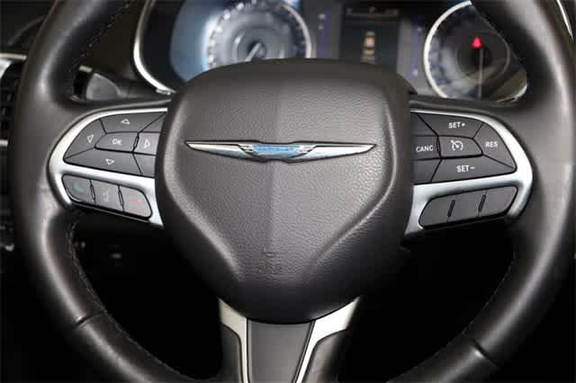 Thumbnail: 2016 Chrysler 200 - 35