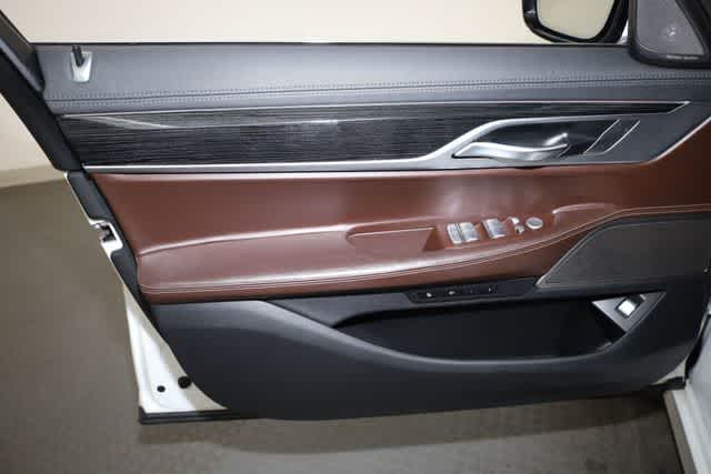 Thumbnail: 2020 BMW 7 Series - 13