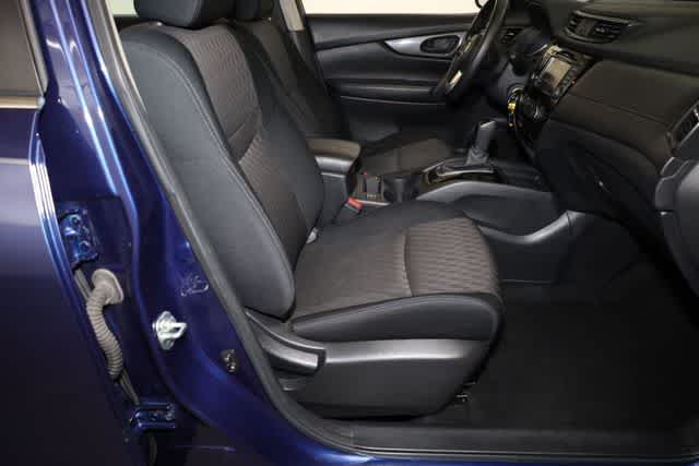 Thumbnail: 2019 Nissan Rogue - 20