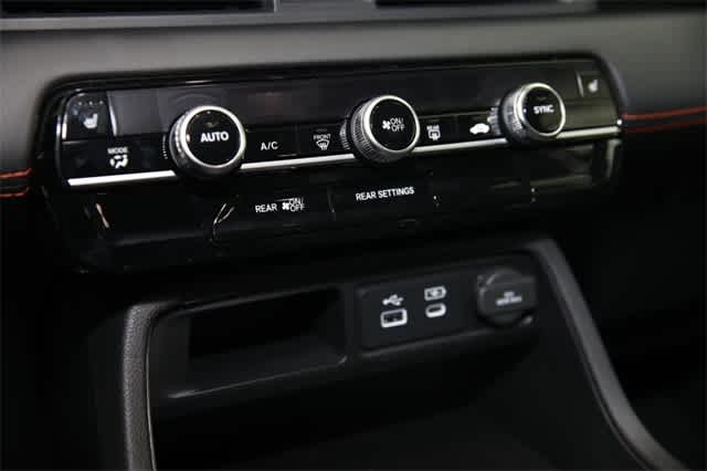 Thumbnail: 2025 Honda Pilot - 17