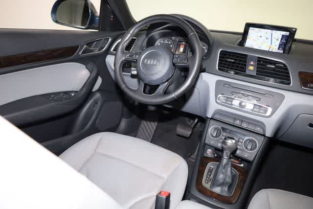 Thumbnail: 2016 Audi Q3 - 16