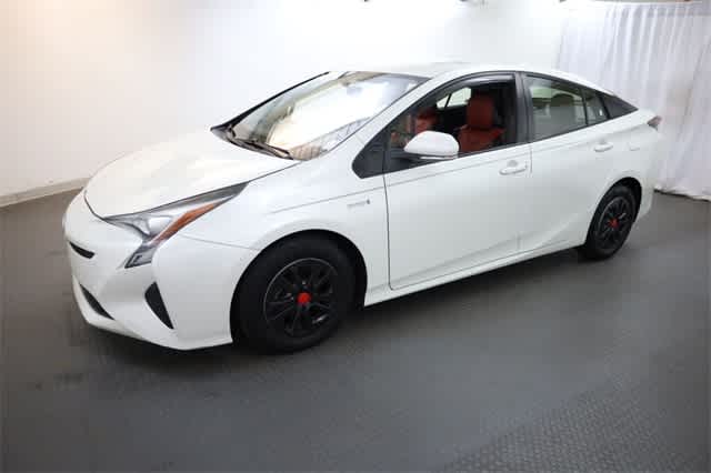 Thumbnail: 2016 Toyota Prius - 2