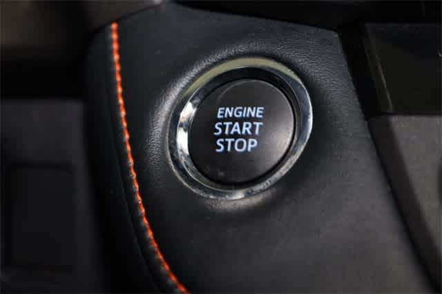 Thumbnail: 2018 Toyota RAV4 - 31