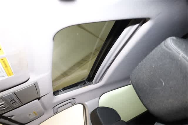 Thumbnail: 2017 Honda CR-V - 27