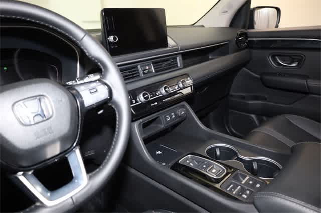 Thumbnail: 2023 Honda Pilot - 24