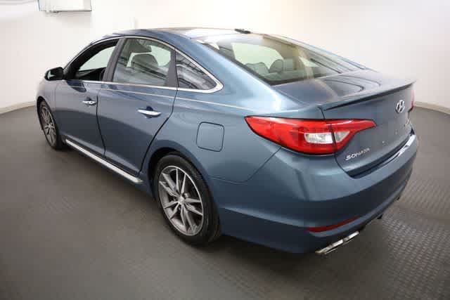 Thumbnail: 2015 Hyundai Sonata - 4