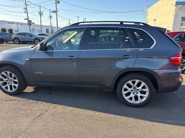 Thumbnail: 2013 BMW X5 - 25