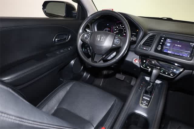 Thumbnail: 2019 Honda HR-V - 16