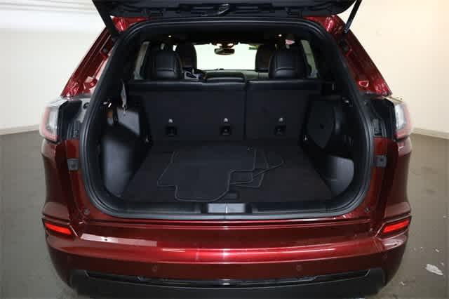 Thumbnail: 2021 Jeep Cherokee - 39