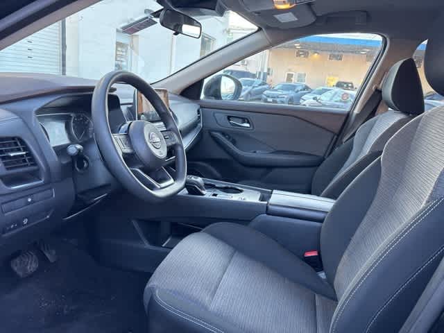 Thumbnail: 2023 Nissan Rogue - 6