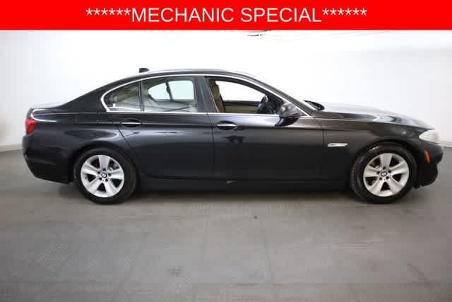 Thumbnail: 2011 BMW 5 Series - 9