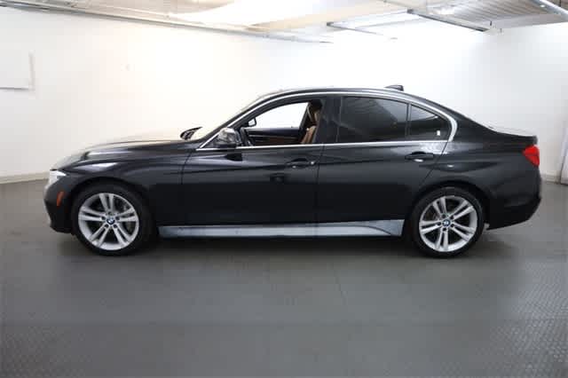 Thumbnail: 2016 BMW 3 Series - 3