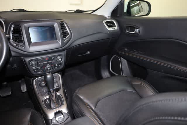 Thumbnail: 2018 Jeep Compass - 23